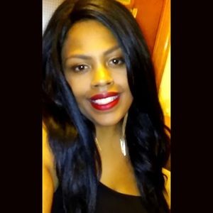 Meet your Posher, Latoya